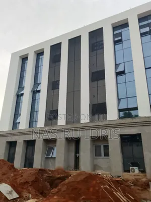 Aluminum Fabricator Available for Work