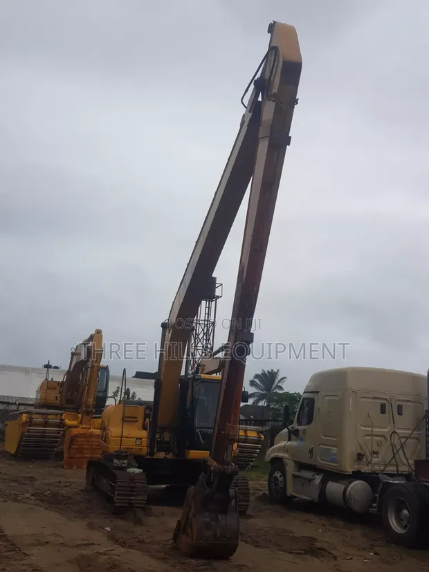 Caterpillar 320DL Dogon Hannun Mai Huda - 1