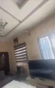 Gidan Bungalow Mai Dakuna 3 da Kayan Saka na Siyarwa a Warri - 2