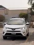 Toyota RAV4 Platinum FWD (2.5L) 2017 Fari - 1