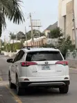 Toyota RAV4 Platinum FWD (2.5L) 2017 Fari - 2