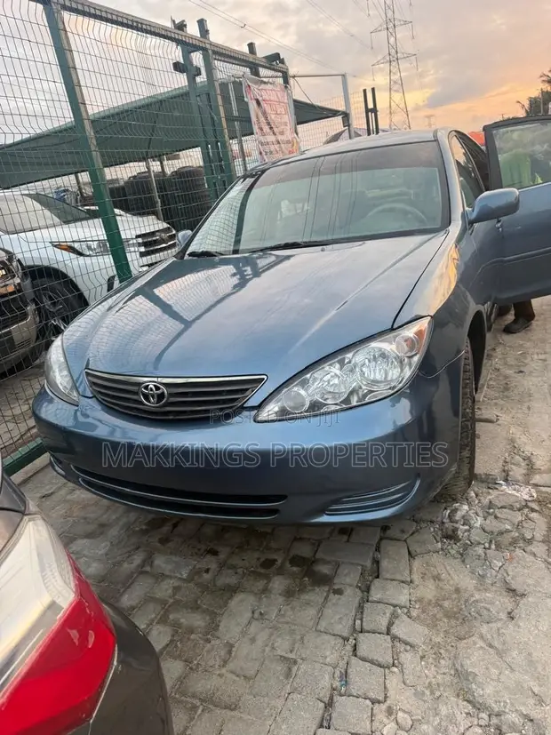 Toyota Camry 2006 Blue - 1