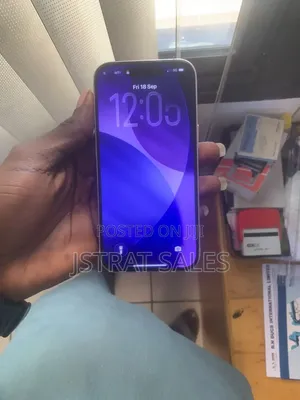 Apple iPhone 15 256GB Pink