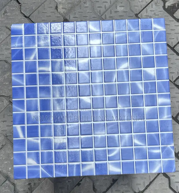 33/33 White and Blue Spanish Swimming Pool Tiles - 1