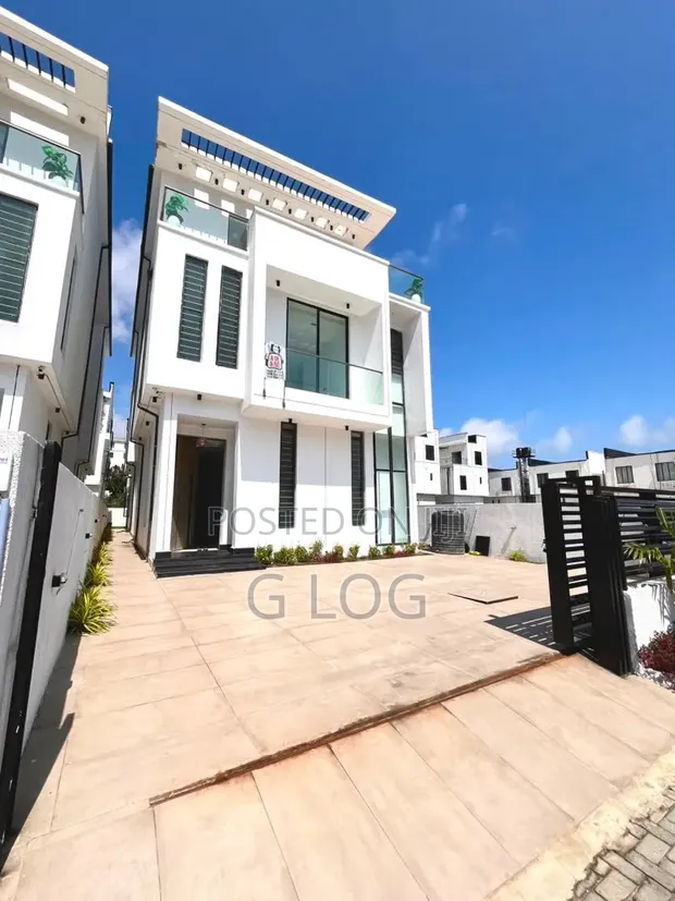 5-Bedroom Contemporary Duplex with BQ & Pool in Chevron, Lekki - 1