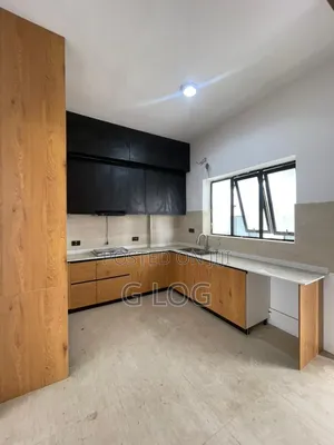 3-Bedroom Maisonette for Sale in Lekki Phase 1