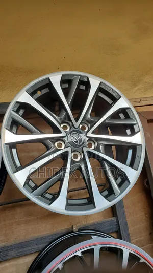 17-Inch Rims na Toyota