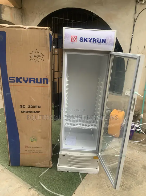 Skyrun SC-228FN Bar Beverage Chiller - 1