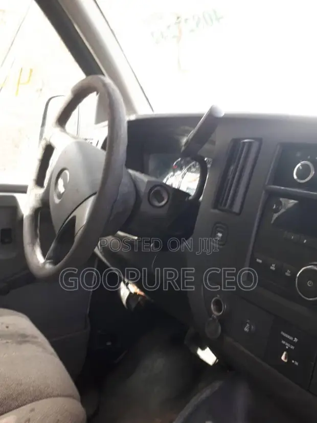 Chevrolet Express 2500 Van 2012 Fari - 1