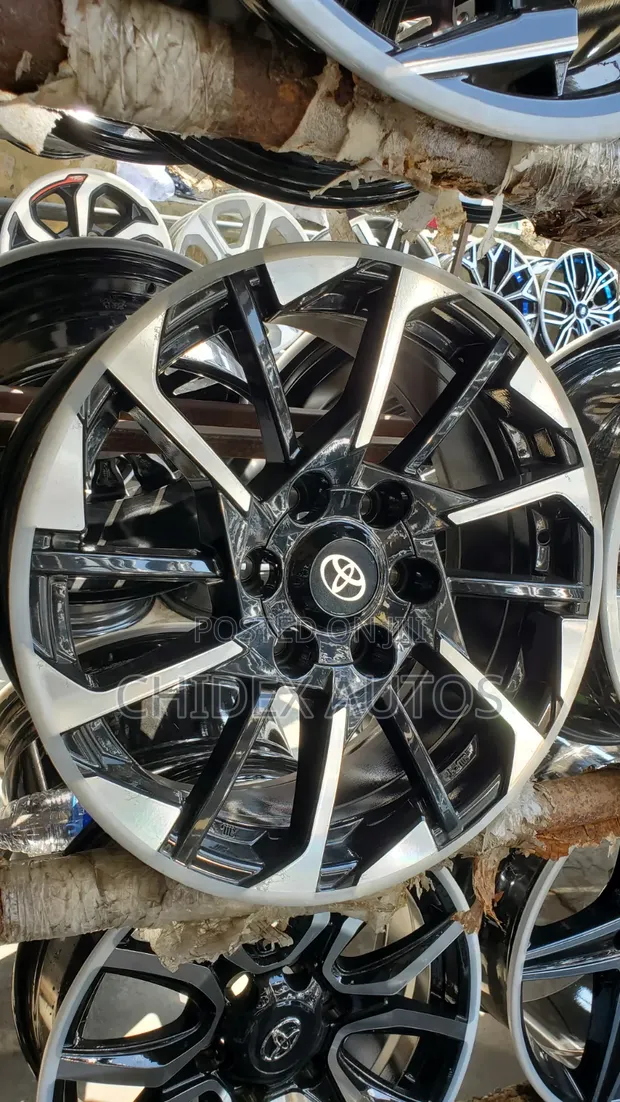 18 Inch Rim na Toyota Palado (6 Hole) - 1