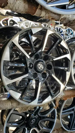 18 Inch Rim na Toyota Palado (6 Hole)