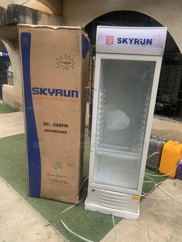 Skyrun SC-228FN Mai Sanyaya Abin Sha - 1