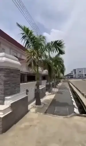 Furnished 5-Bedroom Duplex in River Park Estate, FHA for Sale