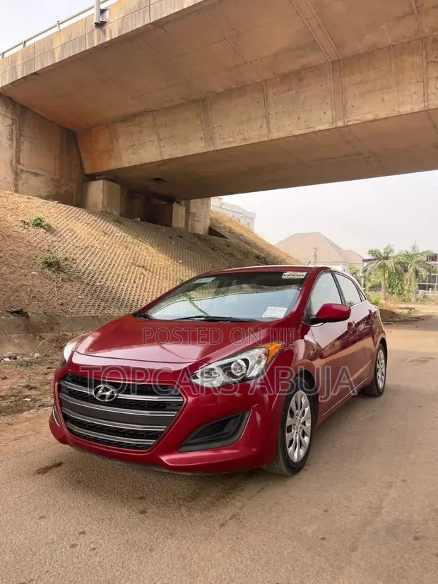 Hyundai Elantra 2017 Red Sport Edition - 1