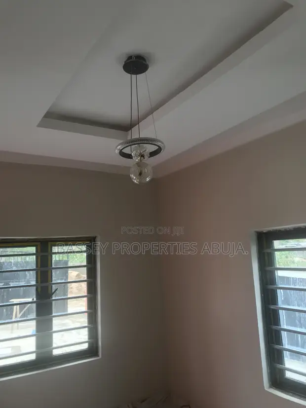 Newly Built 1-Bedroom Flat in Jikwoyi Phase 1 Ext. - 1