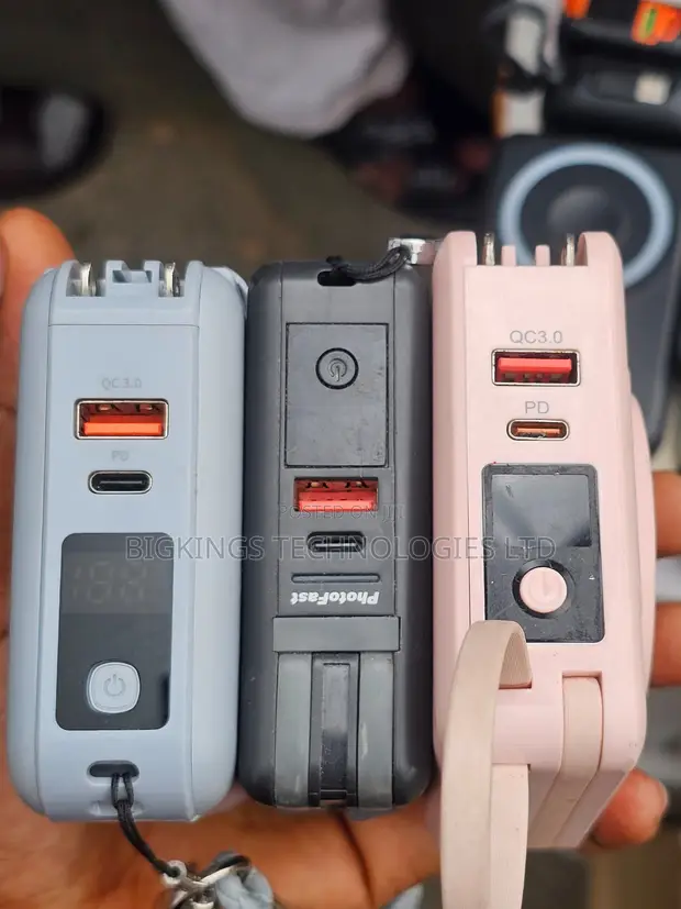 Powerbank Mai Karfin 20000mAh Mai Sauri (An Riga An Yi Amfani Da Shi) - 1
