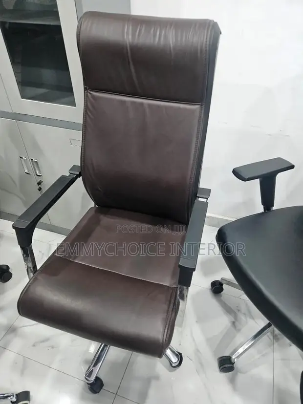 Boss Office Products Executive Office Chair - Dark Brown Leather - 1