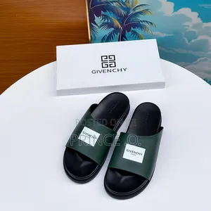 Givenchy Slippers - Multicolor
