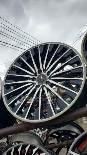 Sabon 20-Inch Rims na Mercedes-Benz
