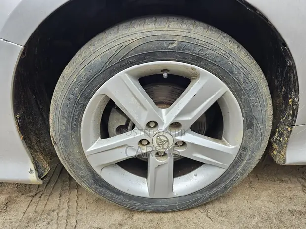 Toyota Camry 2013 Gray - 1