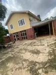 Gidan Baki Mai Dakuna 13 Don Siyarwa/Rentsa a Alakia, Ibadan - 1