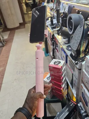 Z6 Extendable Phone Tripod (Up to 1700mm)