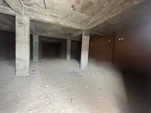 148 SQM Warehouse for Rent - Yaba, Lagos