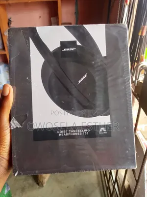 Bose 700 Noise Cancelling Headphones