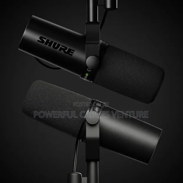 Shure SM7dB Dynamic Vocal Microphone & Broadcast Arm - 1