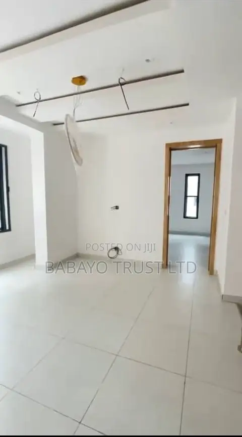 Gidan Bacci 4 Bedroom a Opebi, Ikeja Don Siyarwa - 1