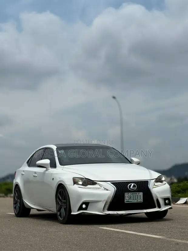 2014 Lexus IS 350 AWD White - 1