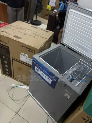 Midea 142L Chest Freezer with Storage Basket