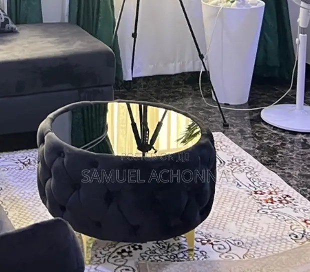 L-Shaped Sofa da Center Table - Dark Ash Velvet - 1