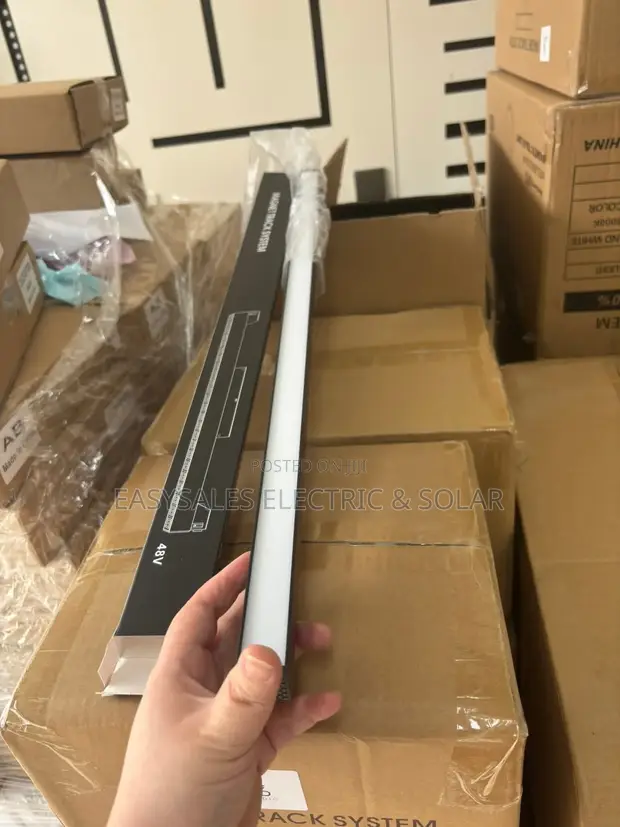 Magnetic Track Lighting System - Dimmable LED - 1