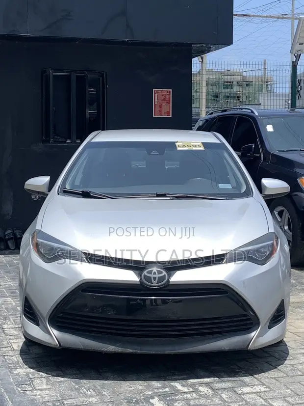 2017 Toyota Corolla LE Sedan - 1