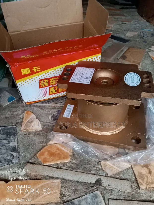 Sinotruk Howo Damper Rubber Spring Seat - Brand New - 1