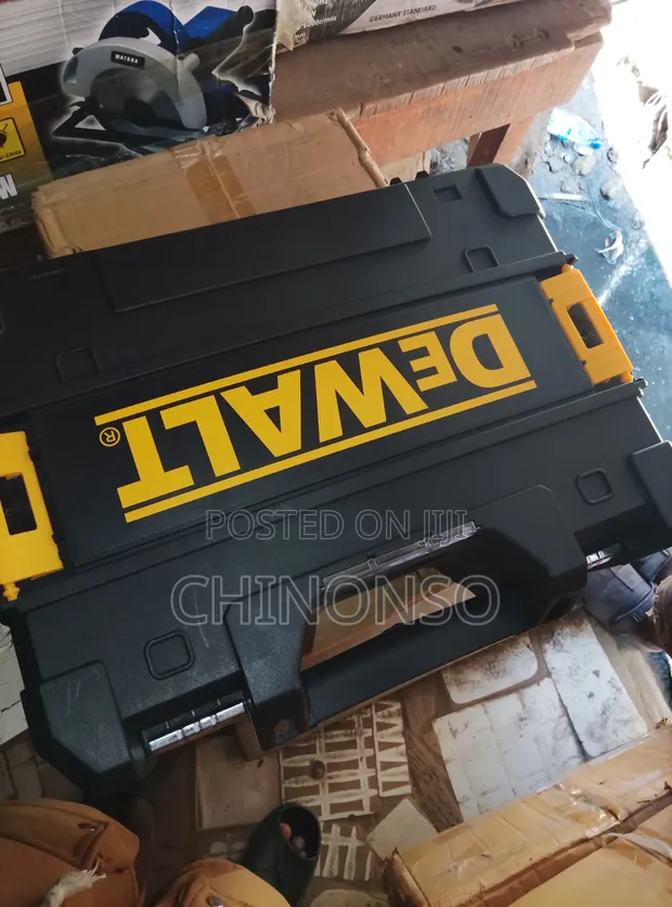 DeWalt 16-Line Laser Level - 1