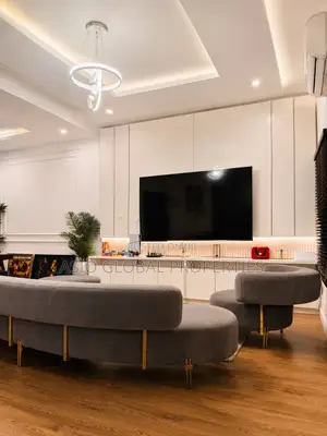 3-Bedroom Luxury Apartment with Pool in VGC