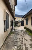 Gidan Filali Mai Cikakken Kayayyaki da Shago a Igando, Lagos - 1