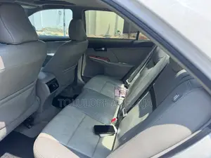 2013 Toyota Camry XLE Fari