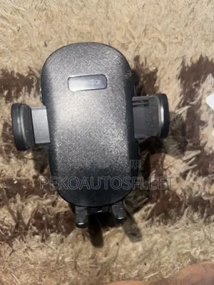 Brand New Car Phone Holder Mount with Adjustable Arm