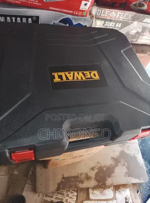 DeWalt 4-in-1 Combo Kit