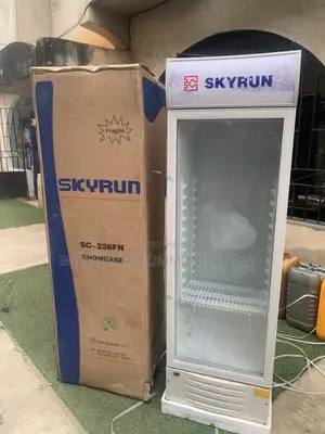 Skyrun SC-228FN Glass Front Chiller