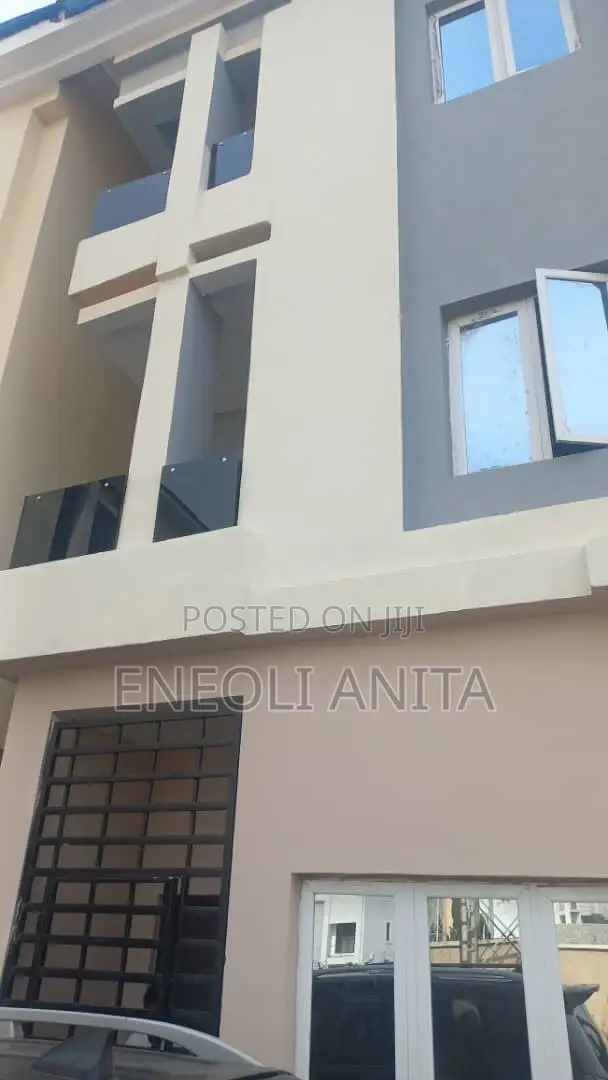 4 Bedroom Duplex Don haya a Guzape District - 1