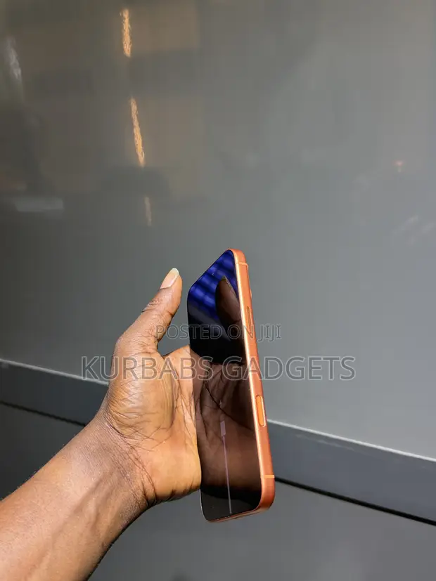 Apple iPhone 17 Pro Max 512GB Orange (UK Used) - 1