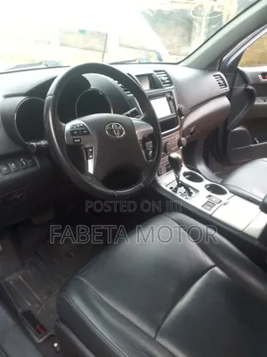 Toyota Highlander SE 2013