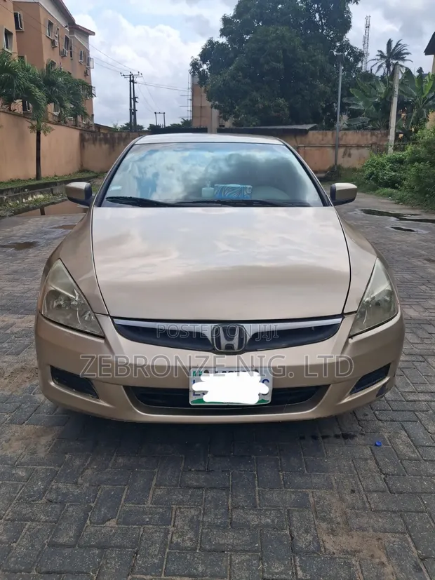 Honda Accord 2007 Gold - 1