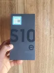 New Samsung Galaxy S10e 128GB Black - 3