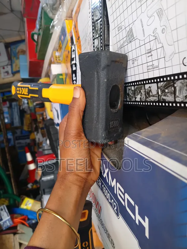 INGCO 1500g Sledge Hammer - Heavy-Duty - 1