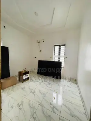 1 Bedroom Rarraba Gidan Kasa a Idado, Lekki don Siyarwa